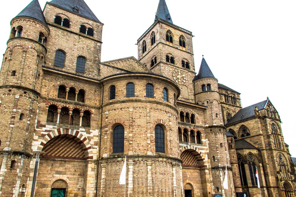 Der prachtvolle Trierer Dom wurde im Jahr 1035 erbaut.