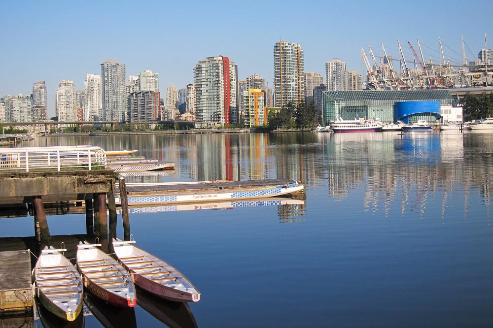 Vancouver liegt direkt am Meer und hat einiges an Sehenswürdigkeiten zu bieten.